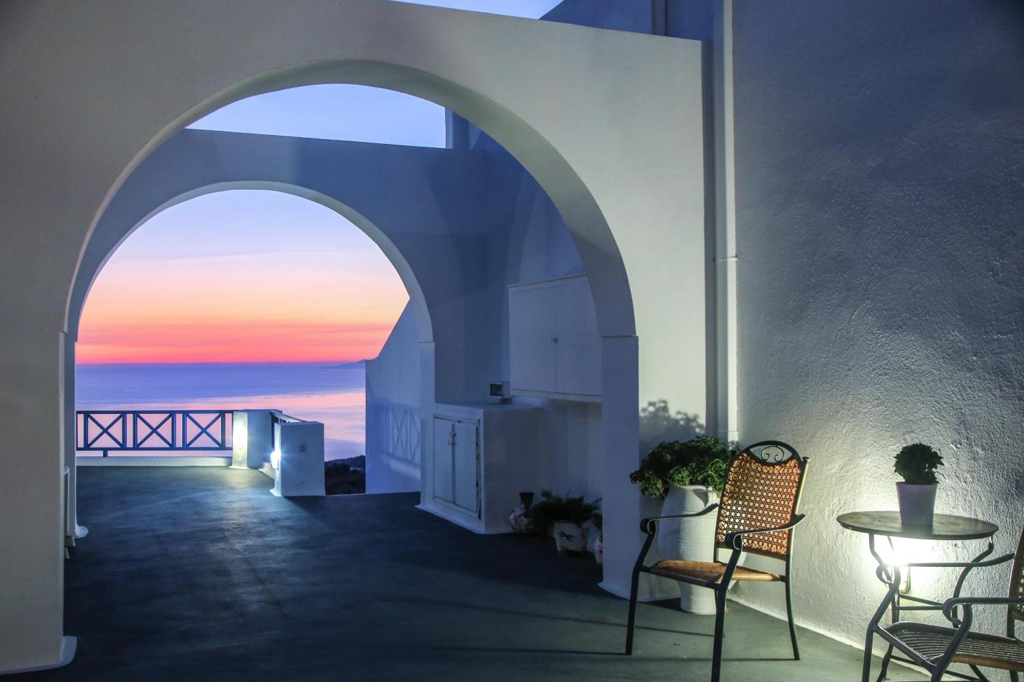 Pergeri Apartments Imerovigli  Esterno foto